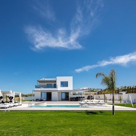 Alma Villa, 2000M2 Luxury Living, By Thinkvilla Angeliana  Exterior photo