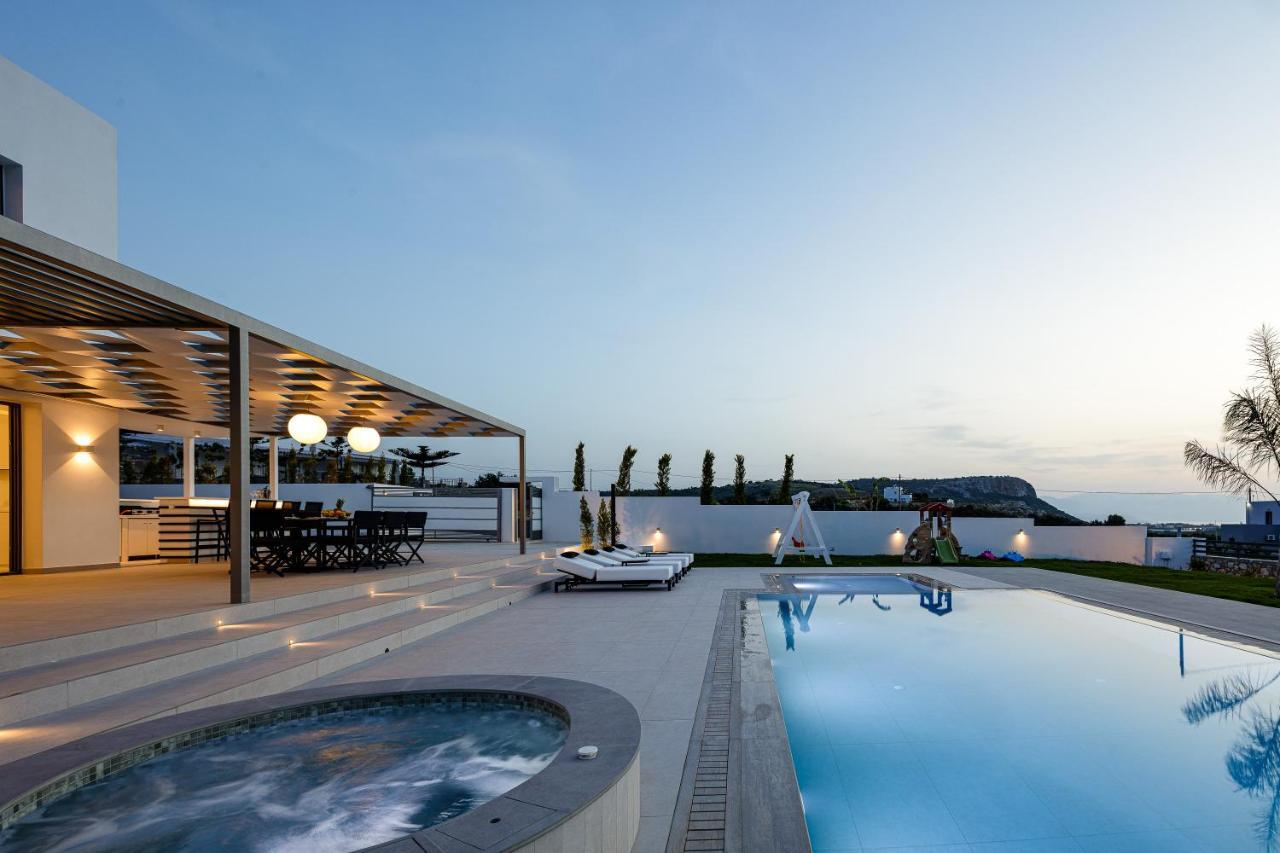 Alma Villa, 2000M2 Luxury Living, By Thinkvilla Angeliana  Exterior photo
