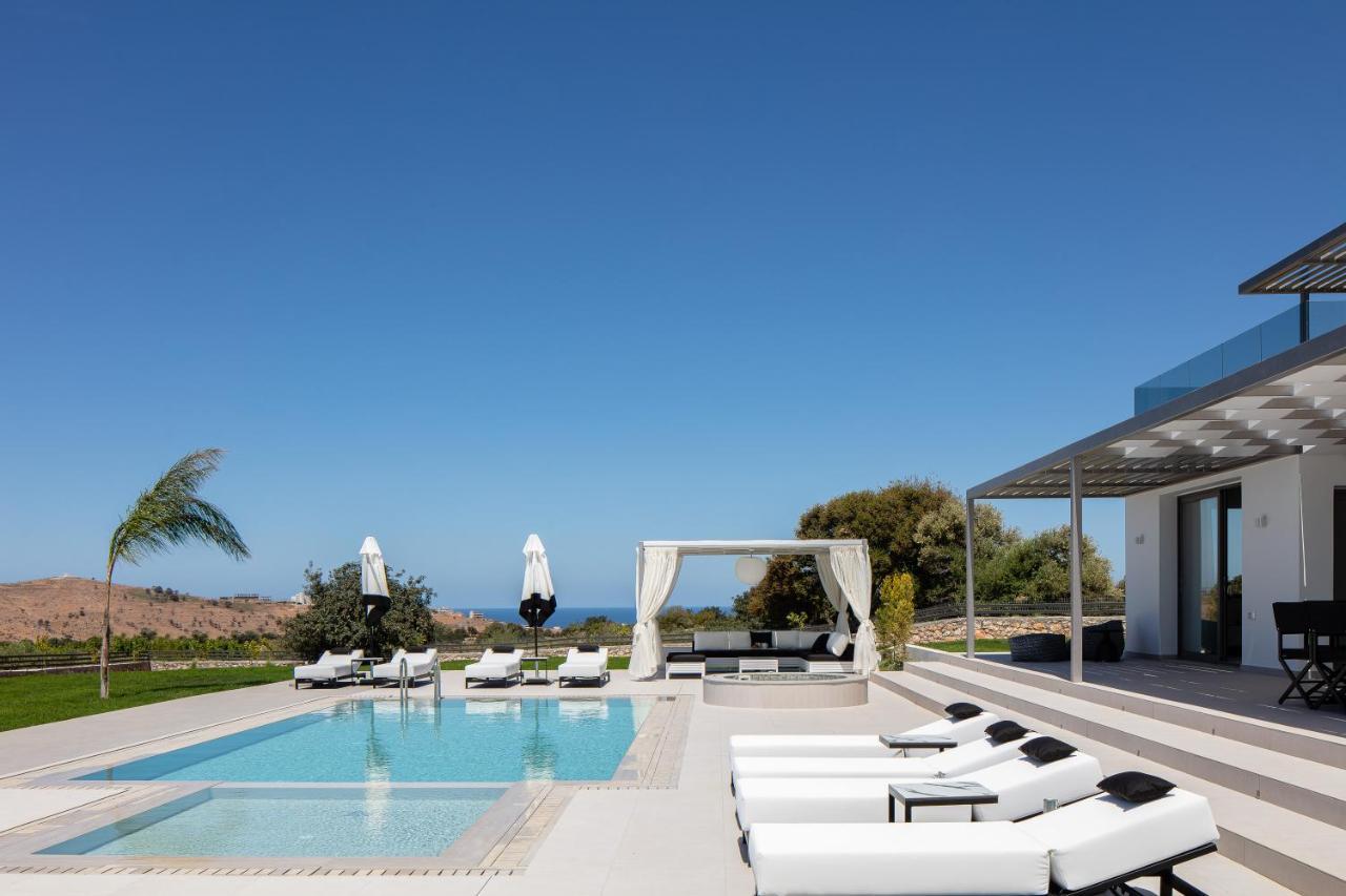 Alma Villa, 2000M2 Luxury Living, By Thinkvilla Angeliana  Exterior photo
